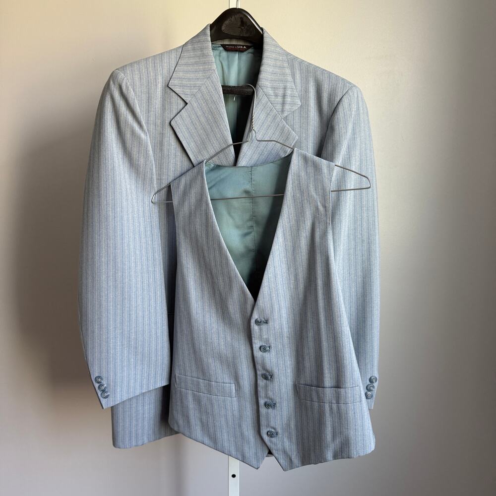 Vintage sz 40 blue‎ pin striped Suit Blazer and Vest Set